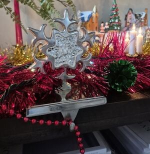 3x Silver christmas Holiday Stocking Holder